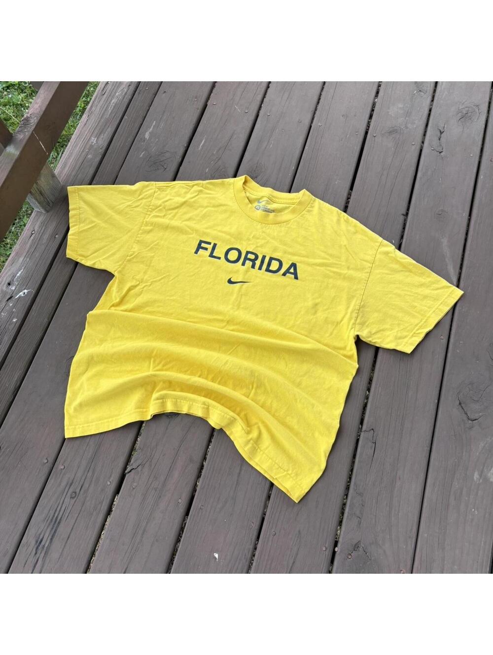 Nike Florida T-Shirt Yellow Spellout Swoosh Graphic Tee Men’s XL 23x27